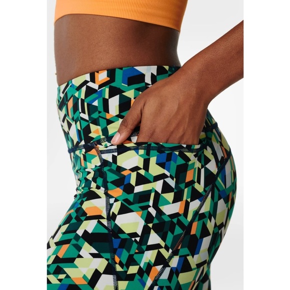 Sweaty Betty Power High Waist Pocket 9” Biker Shorts Geo Maze Print Size Small - Picture 5 of 9